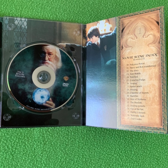 (5) Harry Potter Widescreen Edition & Special Features DVD’s - Picture 8 of 16